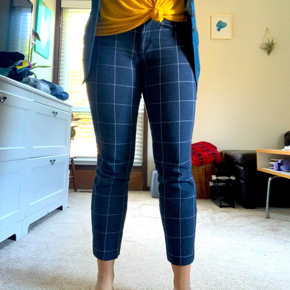 Women’s Gap plaid pants